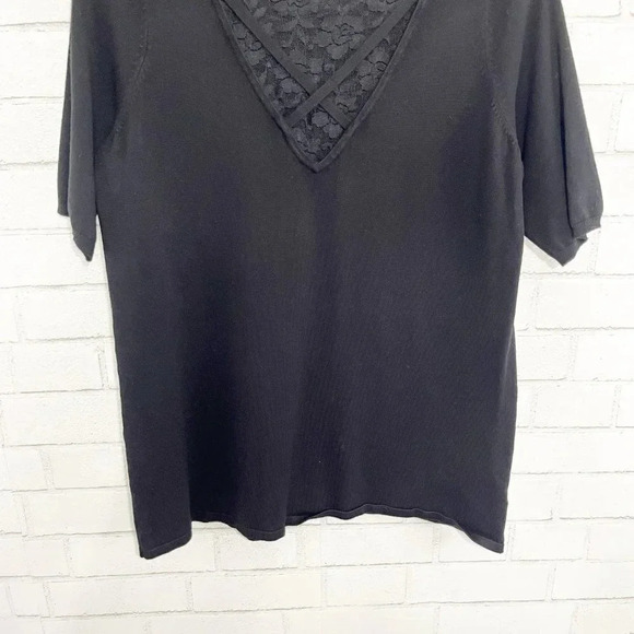 Torrid Black Knit Short Sleeve Shirt with Front Lace Detail Women's Size 1X - Picture 4 of 8